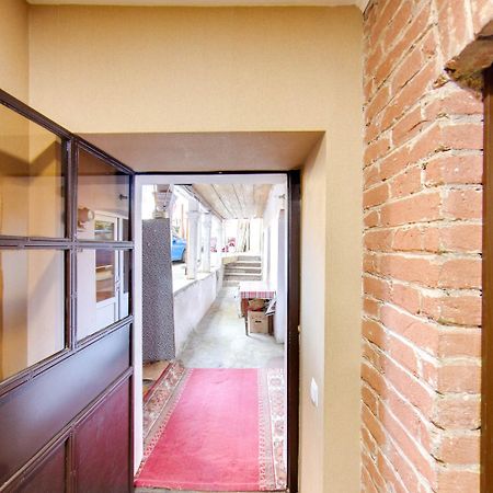 Hostel Pirosmani Tbilisi Eksteriør bilde