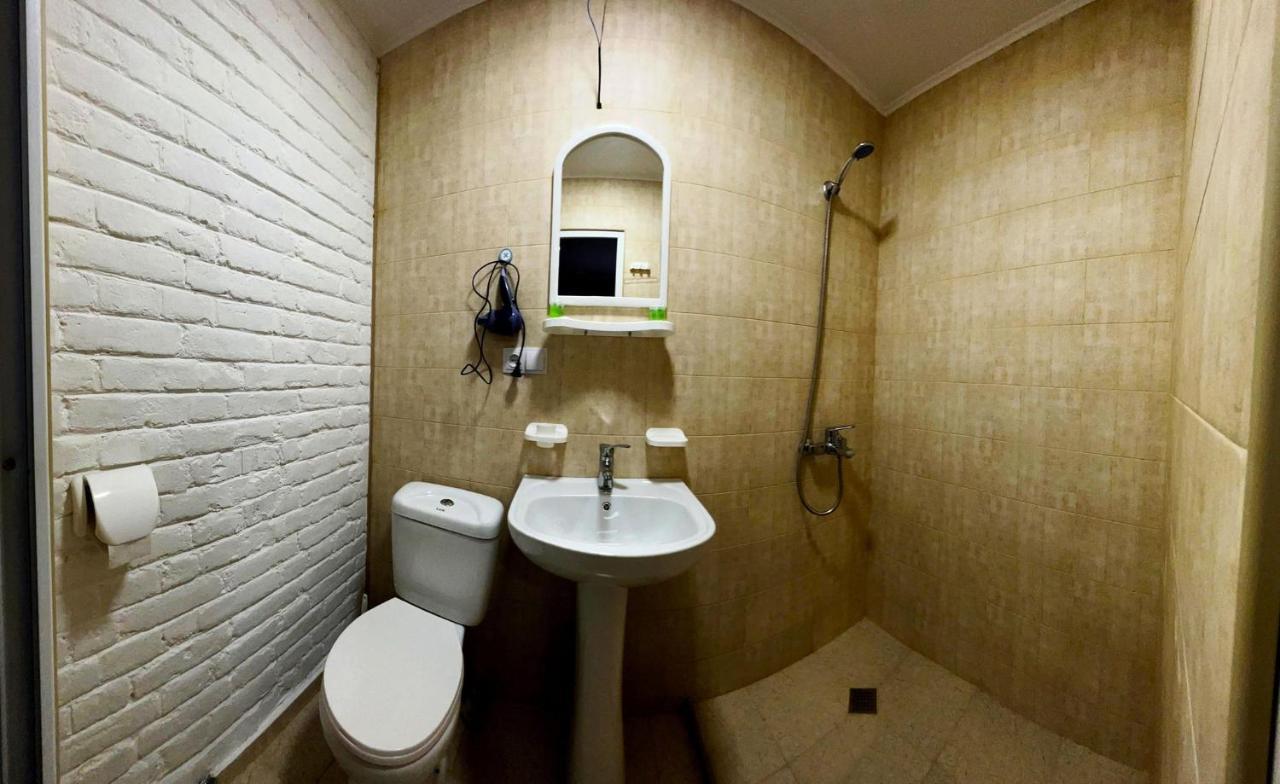 Hostel Pirosmani Tbilisi Eksteriør bilde
