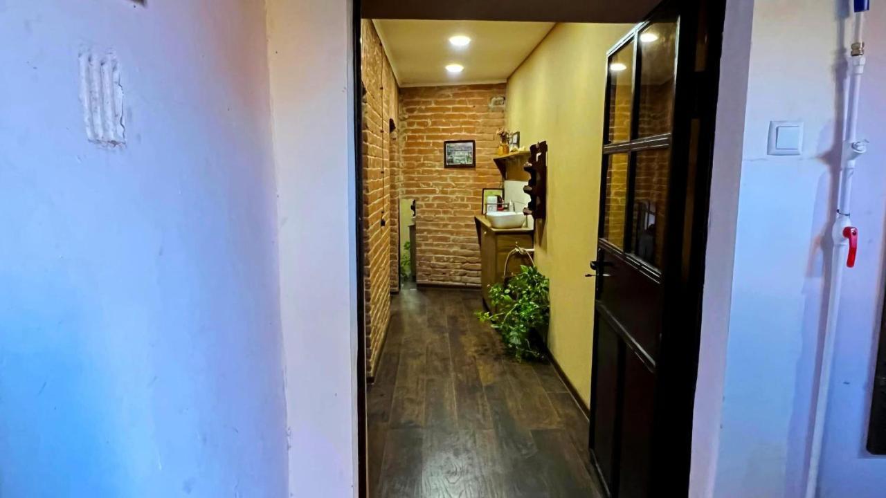Hostel Pirosmani Tbilisi Eksteriør bilde