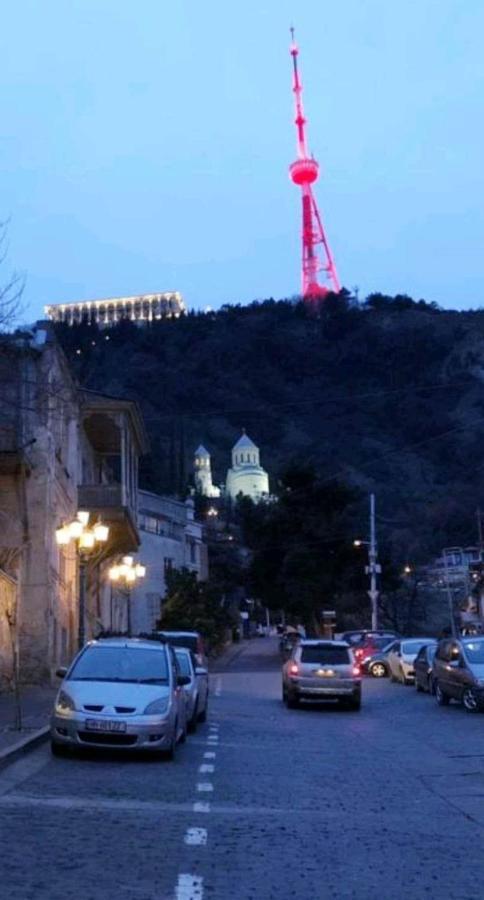 Hostel Pirosmani Tbilisi Eksteriør bilde