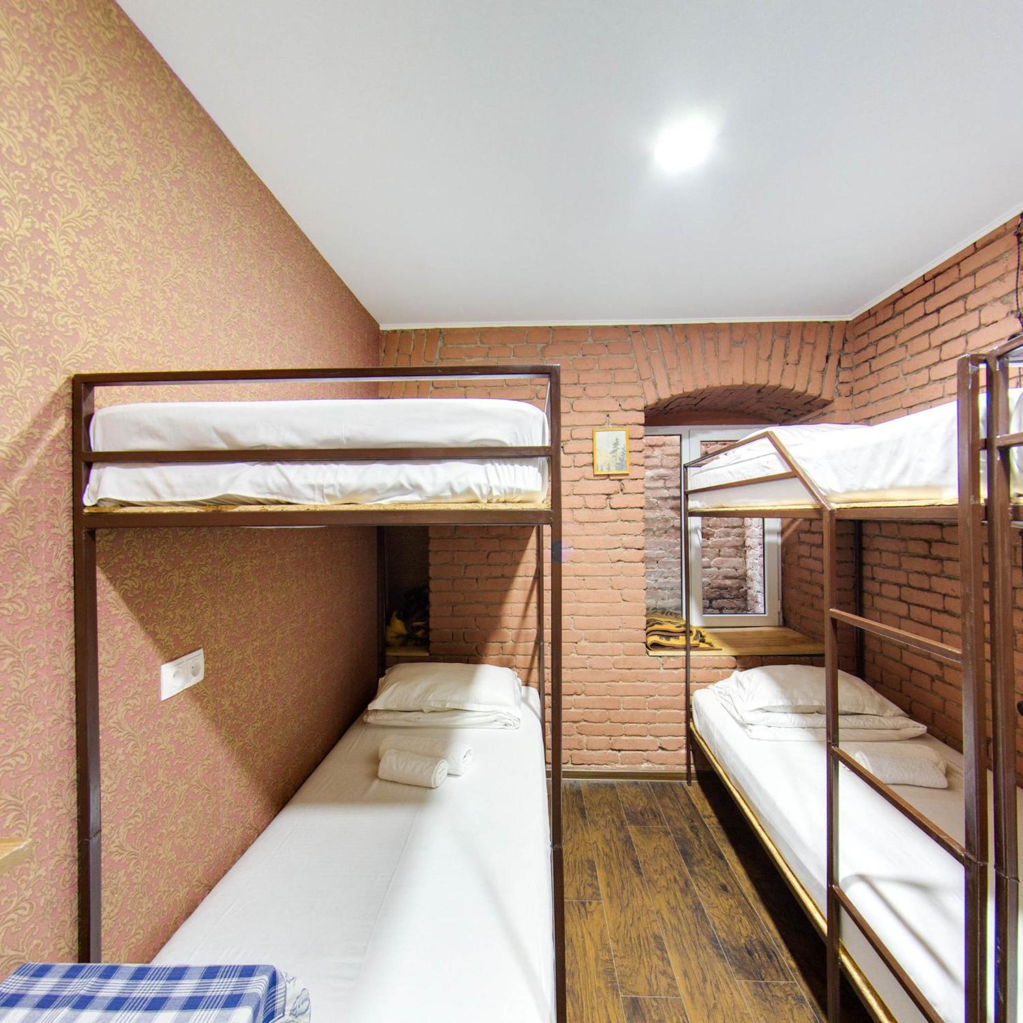 Hostel Pirosmani Tbilisi Eksteriør bilde